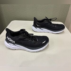 Hoka One One Clifton 8 Black White Running Shoes Women 8.5 B 1119394 BWHT